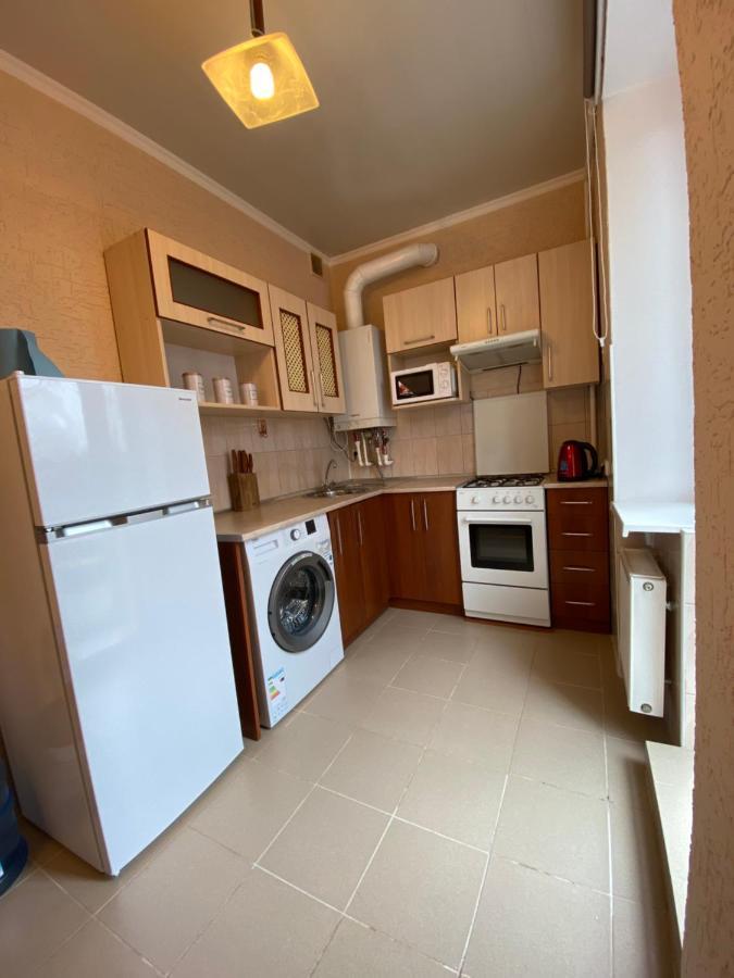 на проспекте Apartment *